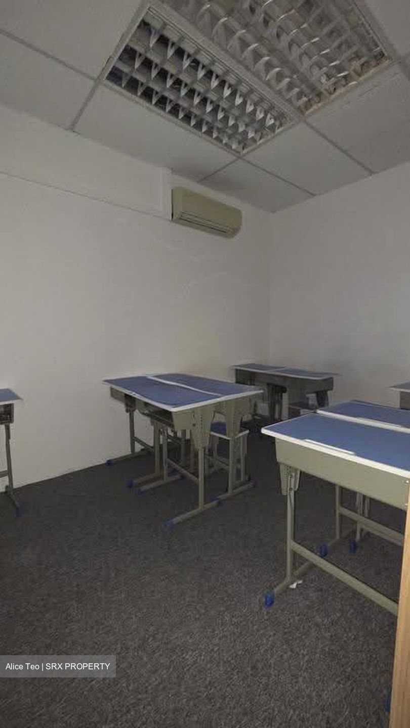 Parkway Centre (D15), Office #615694991